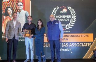 Mr. Anugunj Agarwal & Mrs Navni Agarwal, Urban Buy Superstore Dehradun | Excellence in Retail